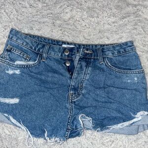Forever 21 Jean shorts size 28